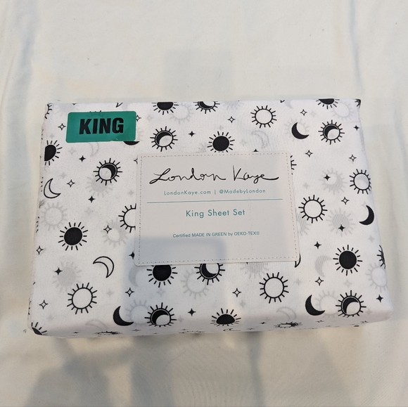 London Kaye Bedding King Sheets Set White With Black Suns And Moon